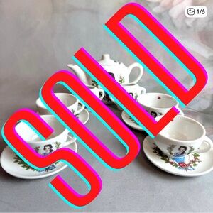 Vintage 1991 Disney Beauty & The Beast Belle Miniature 11 Piece Tea Set